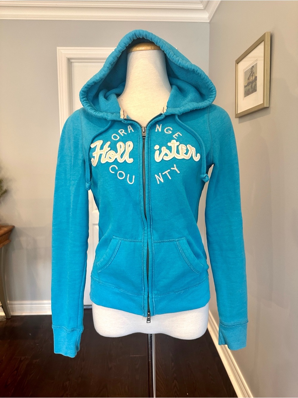 Hollister Women's Bright Turquoise Blue Full-Zip Hoodie - Size M